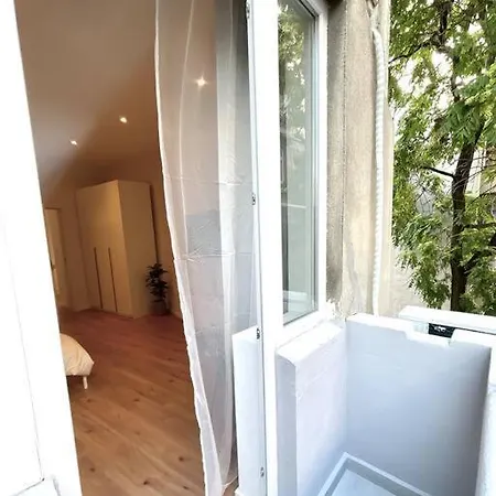 The General's ブカレスト