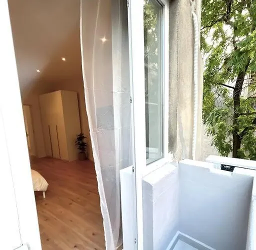 The General's Bucareste