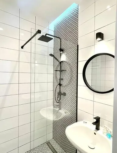 The General's * Bucareste